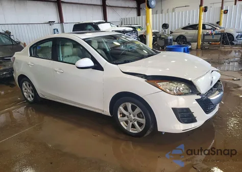 2010 Mazda 3 I z USA, uszkodzony, nr VIN JM1BL1SG6A1103337